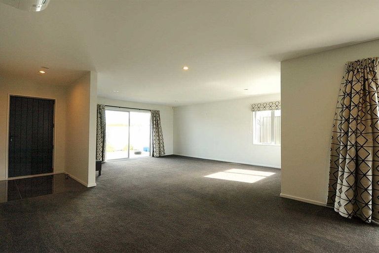 Photo of property in 44 Papawai Drive, Rangiora, 7400