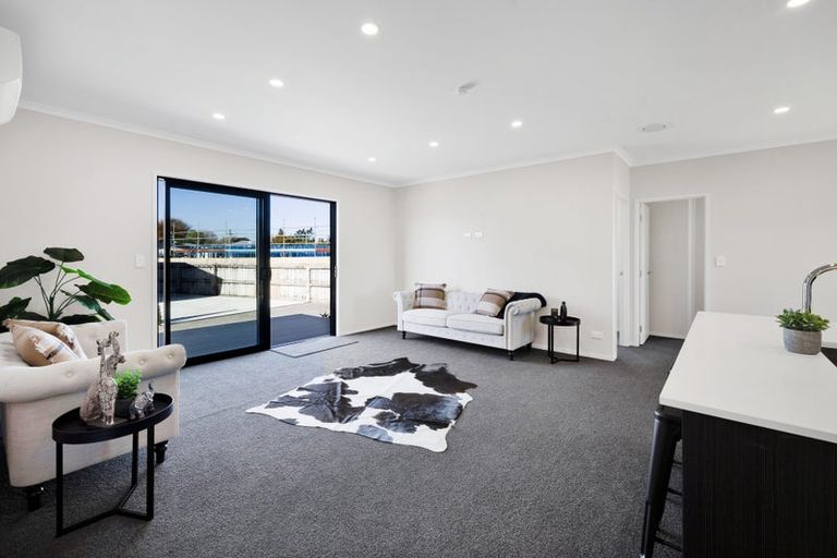 Photo of property in 20a Pukatea Street, Inglewood, 4330