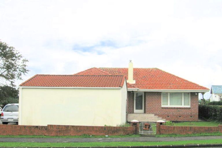 Photo of property in 50a James Laurie Street, Henderson, Auckland, 0612