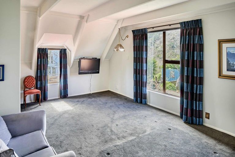 Photo of property in 18 Solander Place, Whitby, Porirua, 5024