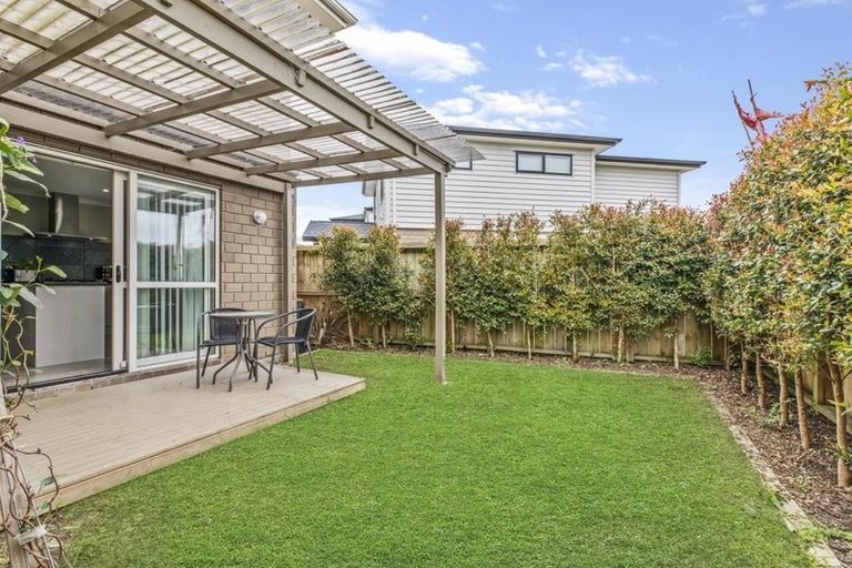 Photo of property in 89 Naylors Drive, Mangere, Auckland, 2022