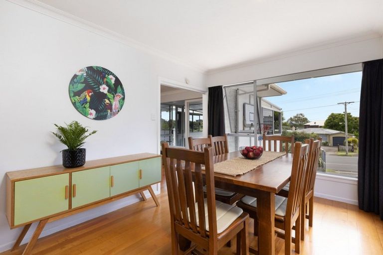 Photo of property in 218 Ngatai Road, Otumoetai, Tauranga, 3110