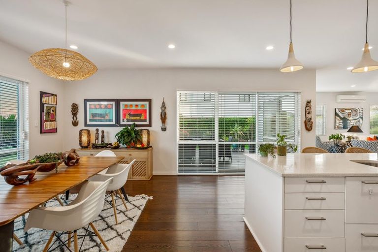 Photo of property in 64 Kaipara Portage Road, Riverhead, 0820