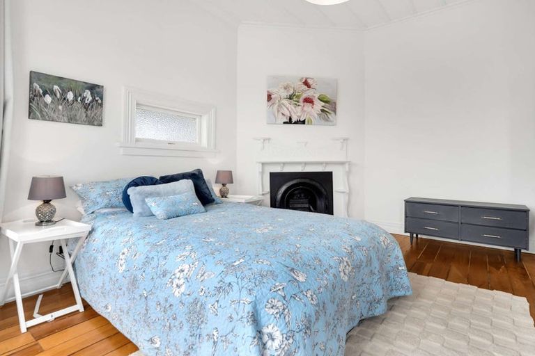 Photo of property in 43 Colombo Road, Waiuku, 2123