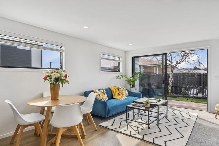 Photo of property in 67c Royal Crescent, Saint Kilda, Dunedin, 9012