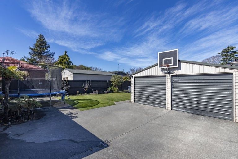 Photo of property in 5 Somerset Place, Woodend, 7610