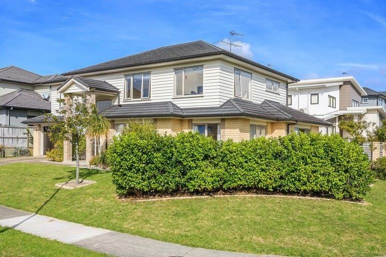 Photo of property in 34 Laurel Oak Drive, Schnapper Rock, Auckland, 0632