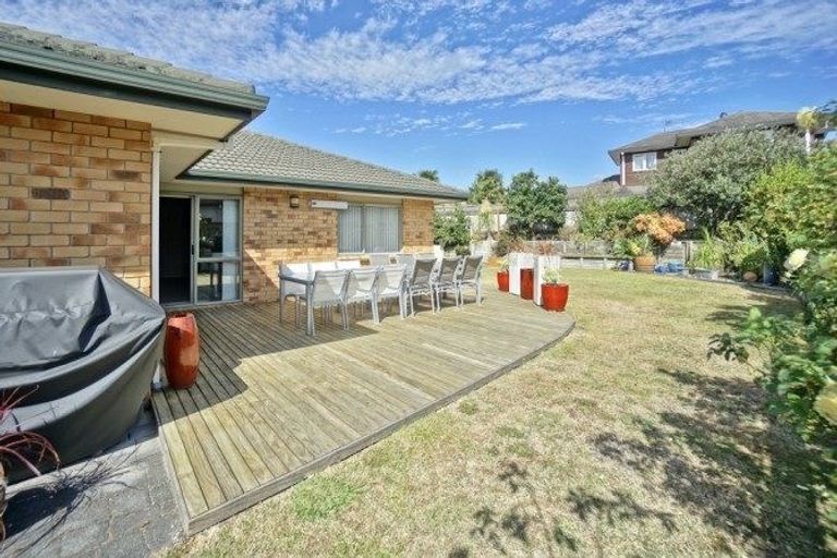 Photo of property in 56 Norm Freeman Drive, Te Puke, 3119