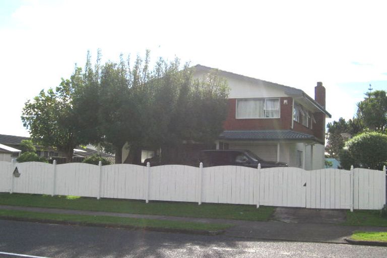 Photo of property in 49 Priestley Drive, Bucklands Beach, Auckland, 2014