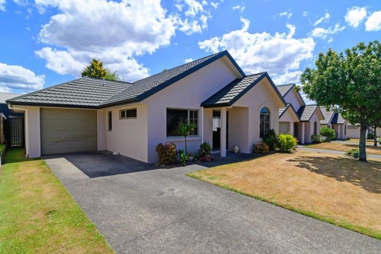 Photo of property in 285unit Vaughan Road, Owhata, Rotorua, 3010
