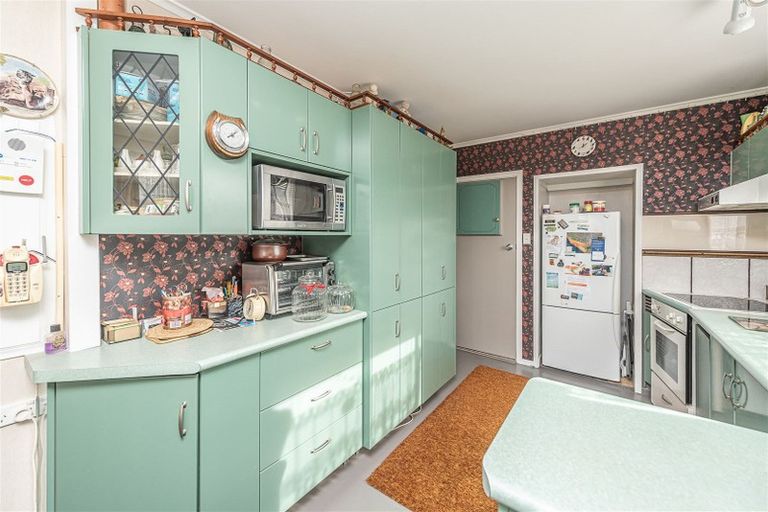 Photo of property in 87 Manuka Street, Castlecliff, Whanganui, 4501