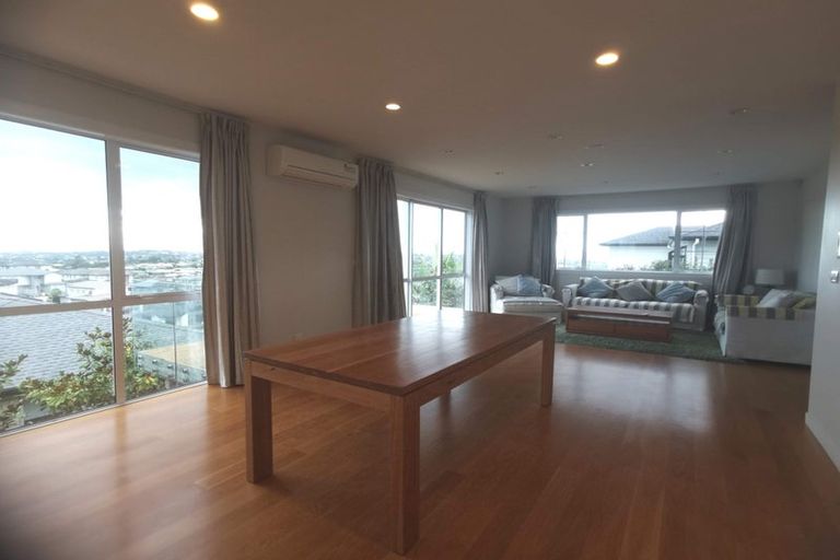 Photo of property in 1004a East Coast Road, Northcross, Auckland, 0630