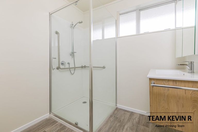 Photo of property in 5/2 Birdwood Avenue, Papatoetoe, Auckland, 2025