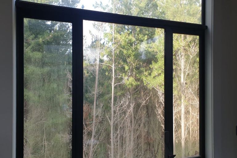 Photo of property in 30 Pacific View, Whitby, Porirua, 5024