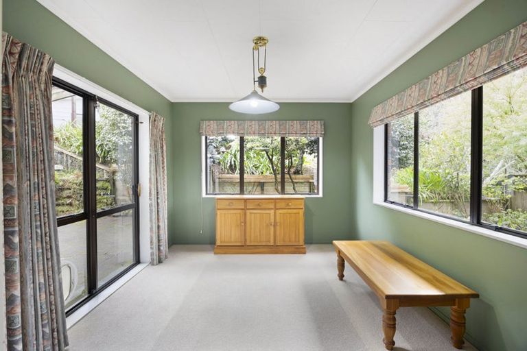 Photo of property in 13 Pentland Place, Highlands Park, New Plymouth, 4312