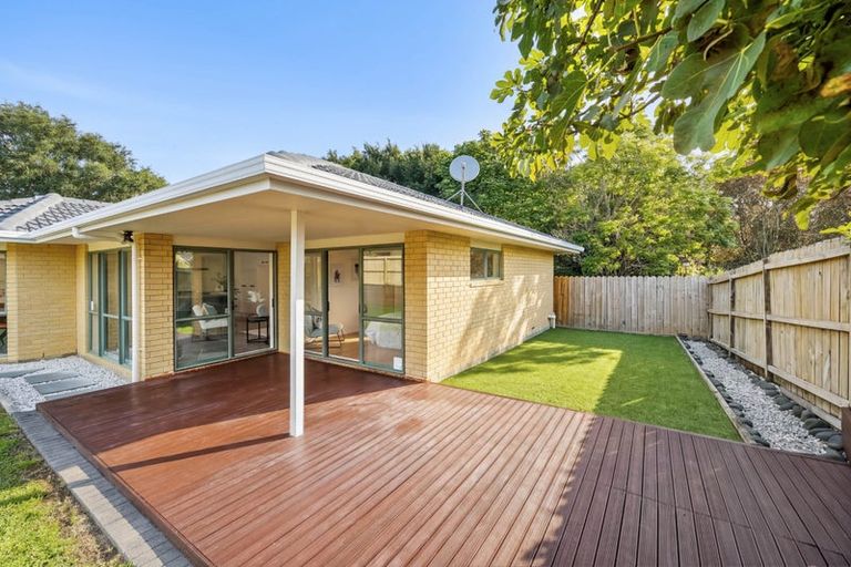 Photo of property in 94 Westerham Drive, Dannemora, Auckland, 2016
