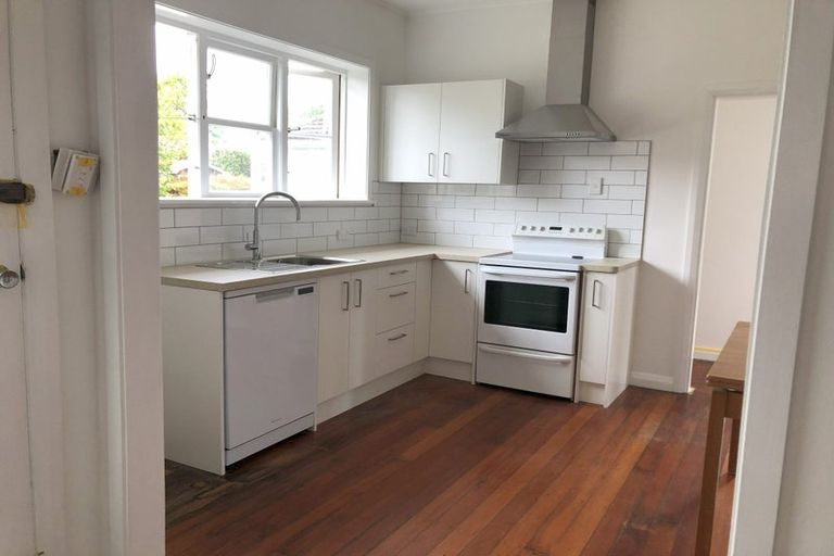 Photo of property in 15 Park Road, West End, Palmerston North, 4412