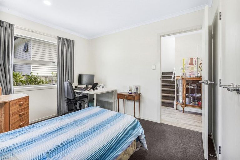 Photo of property in 50u4 Banbury Crescent, Fairfield, Hamilton, 3214