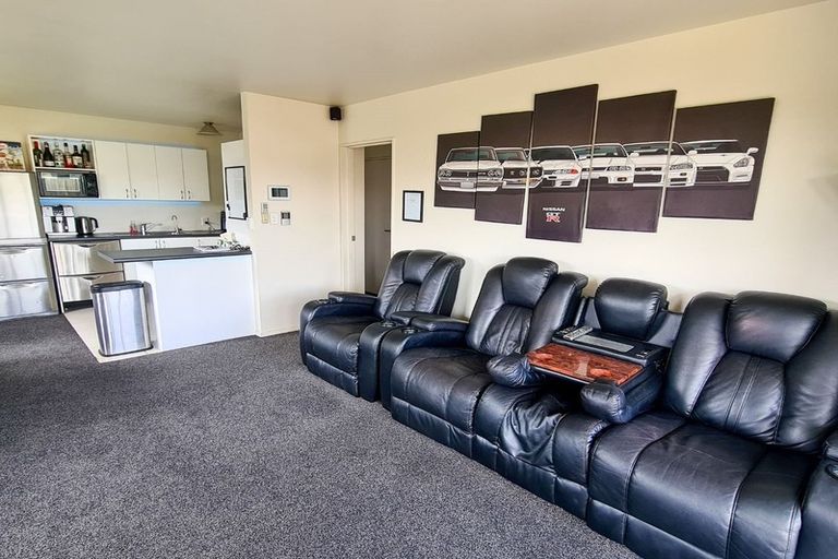 Photo of property in 9 Reserve Close, Woolston, Christchurch, 8062