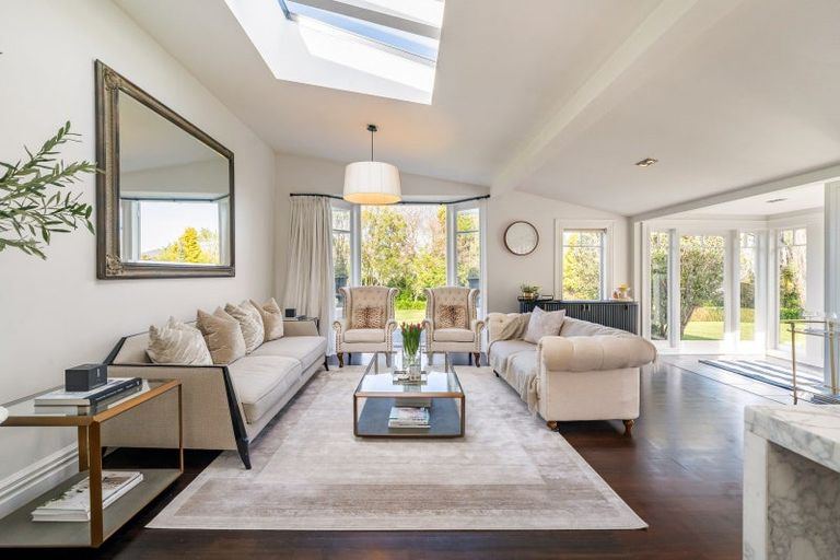 Photo of property in 33 Wairere Road, Belmont, Lower Hutt, 5010