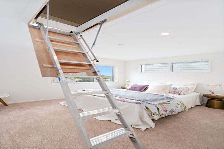 Photo of property in 80c Matipo Road, Te Atatu Peninsula, Auckland, 0610