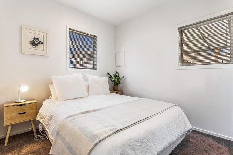 Photo of property in 12a Matai Road, Stanmore Bay, Whangaparaoa, 0932