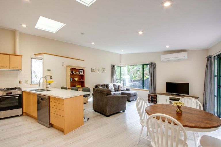 Photo of property in 3b Laing Cove, Havelock North, 4130