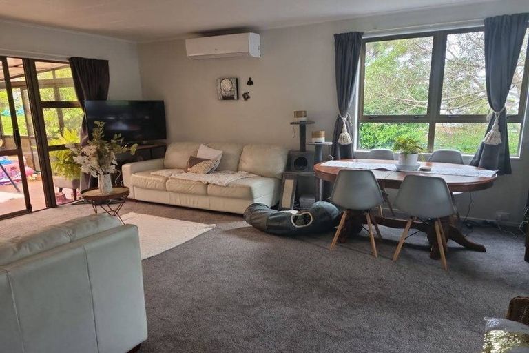 Photo of property in 22b Yarrow Place, Papakowhai, Porirua, 5024