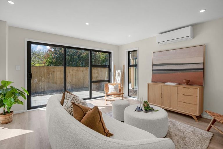 Photo of property in 14 Ngarara Road, Waikanae, 5036