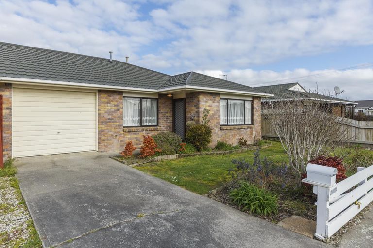 Photo of property in 9b Fairs Road, Milson, Palmerston North, 4414