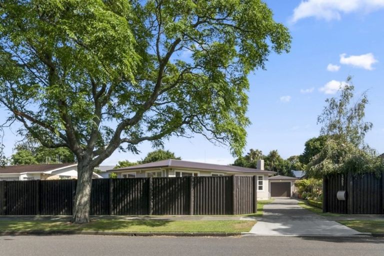 Photo of property in 121 Slacks Road, Awapuni, Palmerston North, 4412