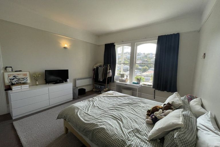 Photo of property in 28 Maarama Crescent, Aro Valley, Wellington, 6021