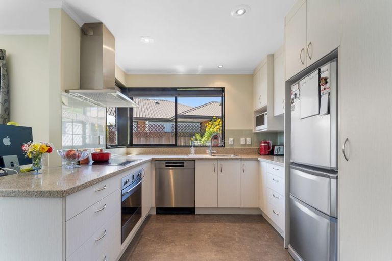 Photo of property in 32 Kingsford Drive, Stoke, Nelson, 7011