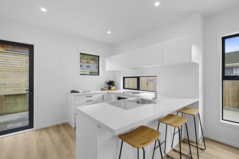 Photo of property in 1/33 Raukawa Street, Stokes Valley, Lower Hutt, 5019
