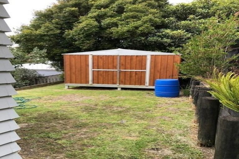 Photo of property in 11 Mangakura Road, Helensville, 0800