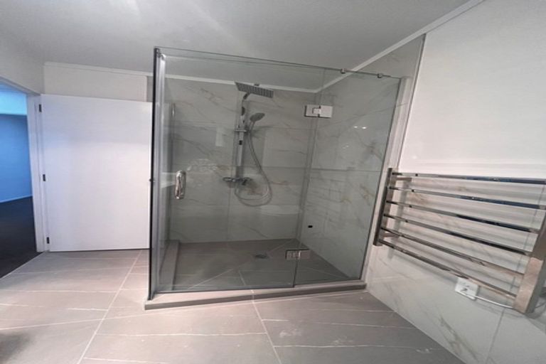 Photo of property in 1/42 Pomaria Road, Henderson, Auckland, 0610