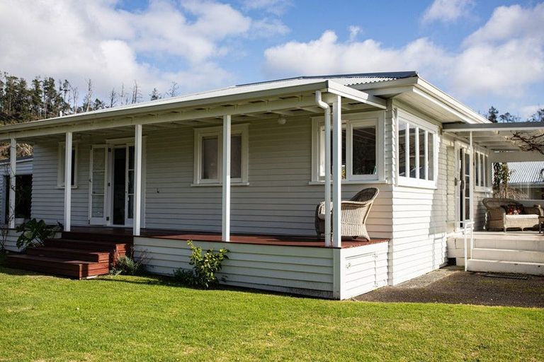 Photo of property in 41 Pepe Road, Tairua, 3508