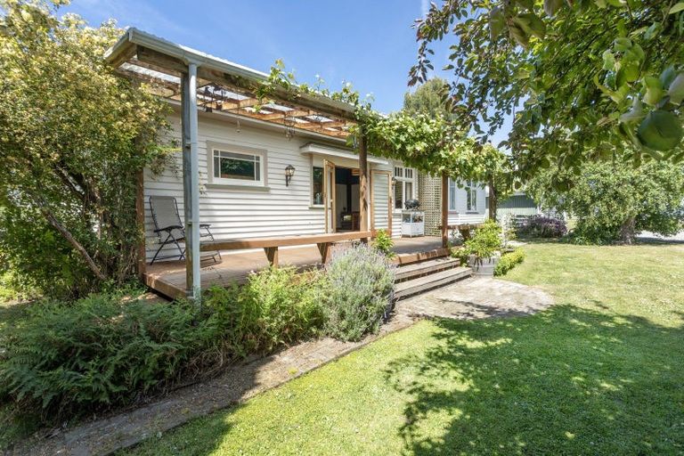 Photo of property in 189 Leithfield Road, Leithfield, Amberley, 7481