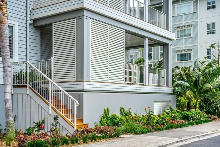 Photo of property in 207 Hibiscus Drive, Orewa, 0931