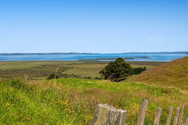 Photo of property in 3390c Kaipara Coast Highway, Glorit, Warkworth, 0984