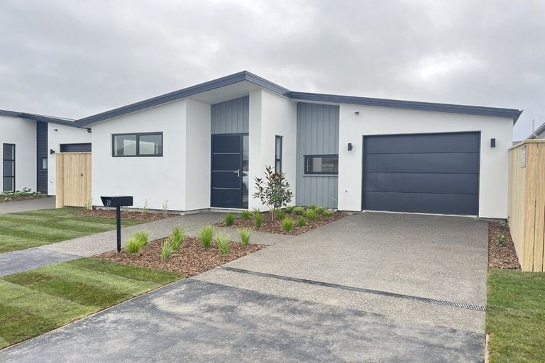 Photo of property in 27 Marcoola Drive, Rolleston, 7614