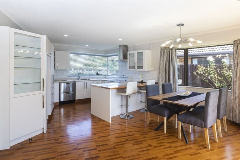 Photo of property in 65 Lowry Avenue, Redwood, Christchurch, 8051