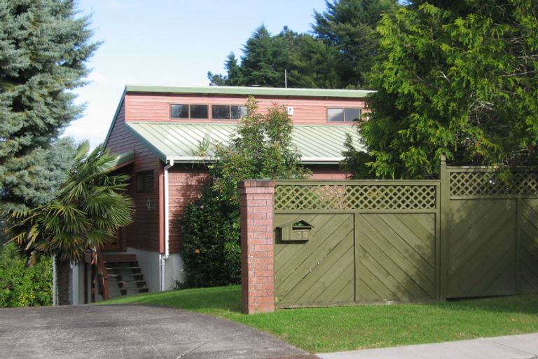 Photo of property in 39 Hartley Terrace, Massey, Auckland, 0614