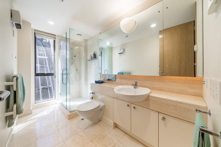 Photo of property in 6/308 Oriental Parade, Oriental Bay, Wellington, 6011