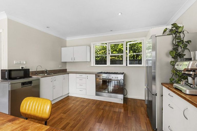 Photo of property in 49 Cluny Road, Plimmerton, Porirua, 5026