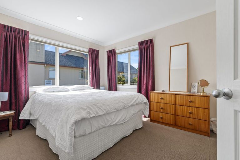 Photo of property in 16 Aurora Avenue, Welcome Bay, Tauranga, 3112