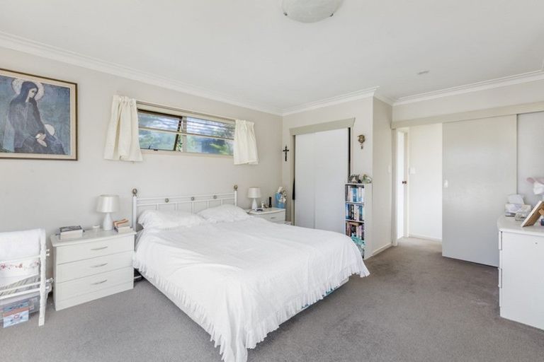 Photo of property in 1/468 Hibiscus Coast Highway, Orewa, 0931