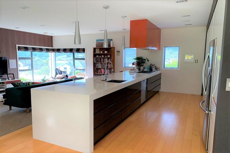 Photo of property in 52 The Masthead, Whitby, Porirua, 5024