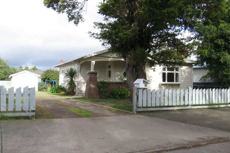 Photo of property in 36 Stanley Avenue, Palmerston North, 4414