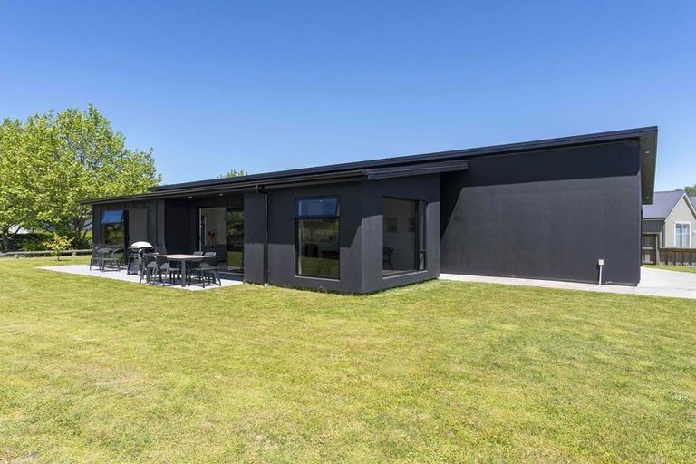 Photo of property in 6 Akatea Lane, Richmond Heights, Taupo, 3330